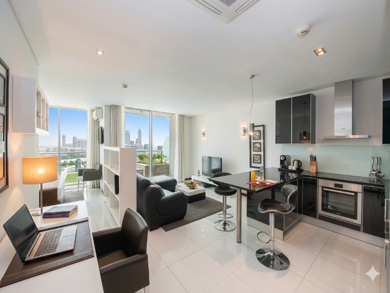 RK Suite Hotel image
