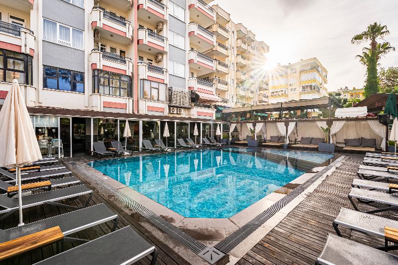 H.M.A. Hotel & Suites