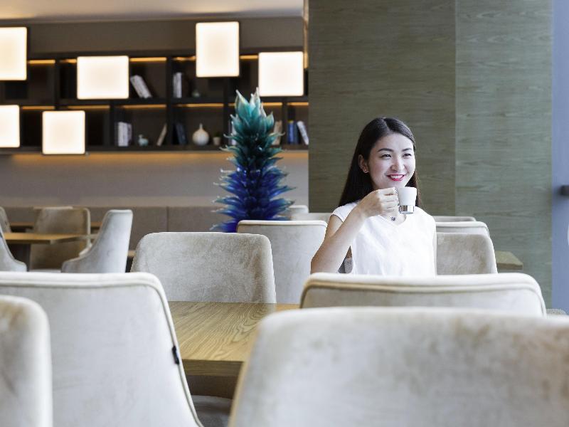 Novotel Rizhao Suning image