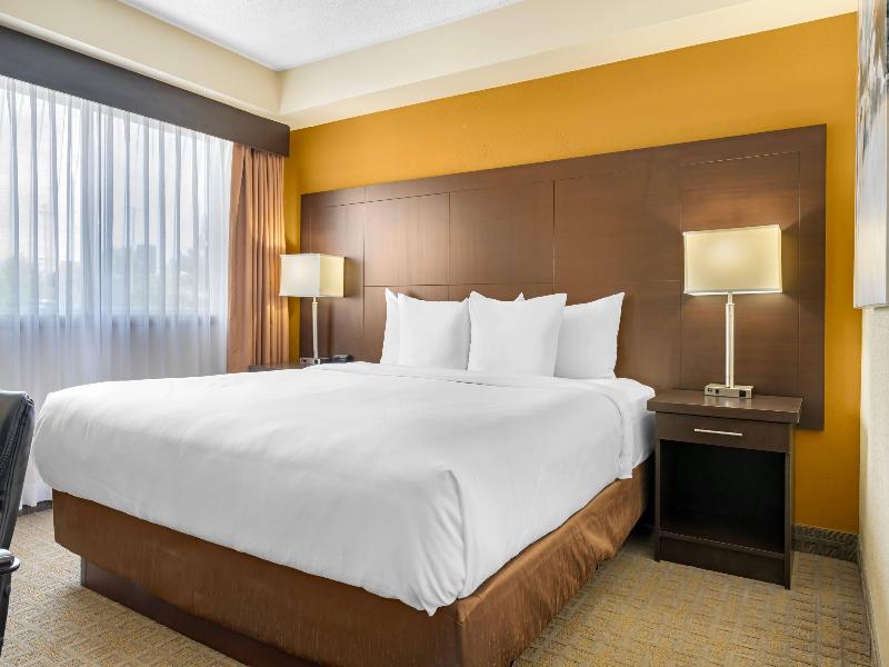 Quality Inn & Suites Bathurst Area image