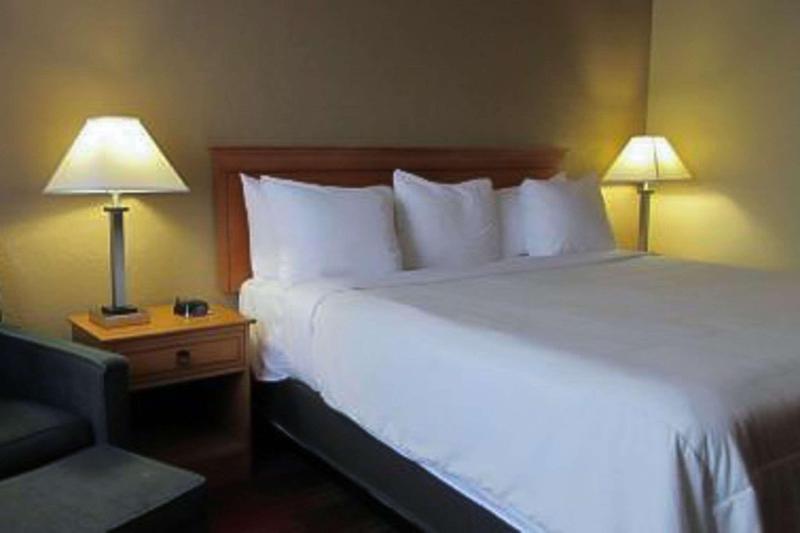 Quality Inn & Suites Airport Spokane