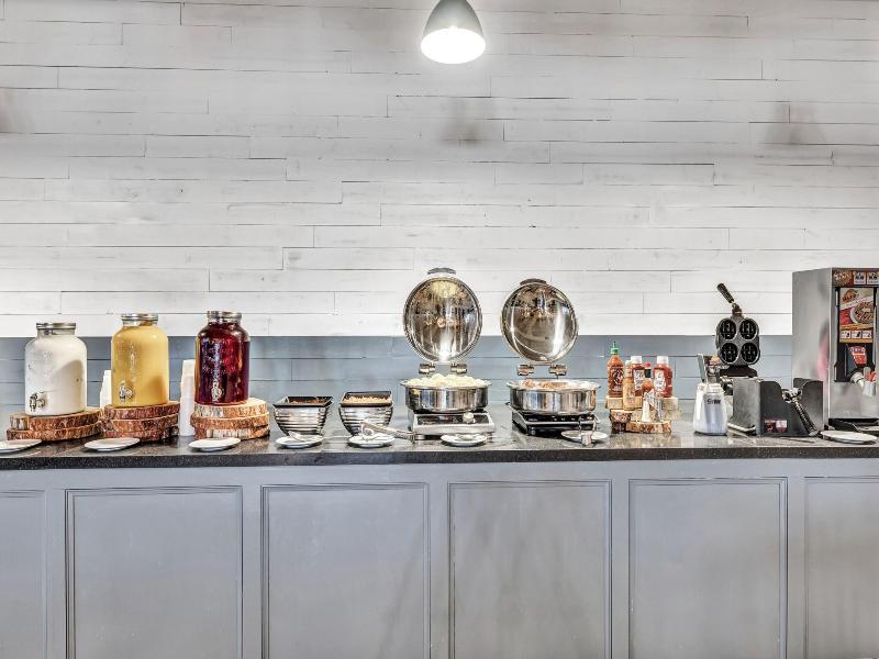 Delta Hotels By Marriott Racine image