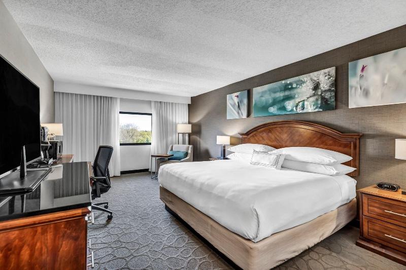Delta Hotels By Marriott Racine image