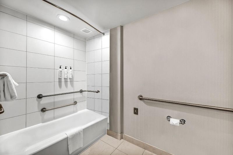 Delta Hotels By Marriott Racine image