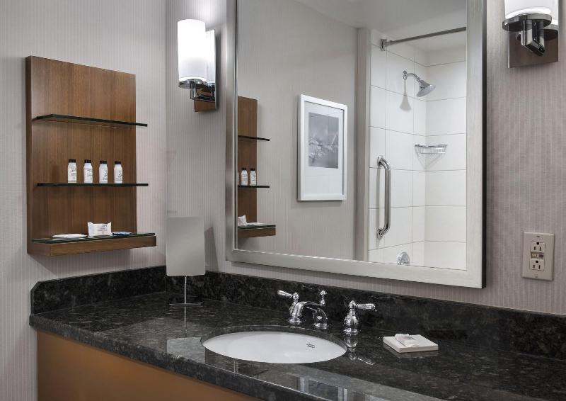 Delta Hotels By Marriott Racine image