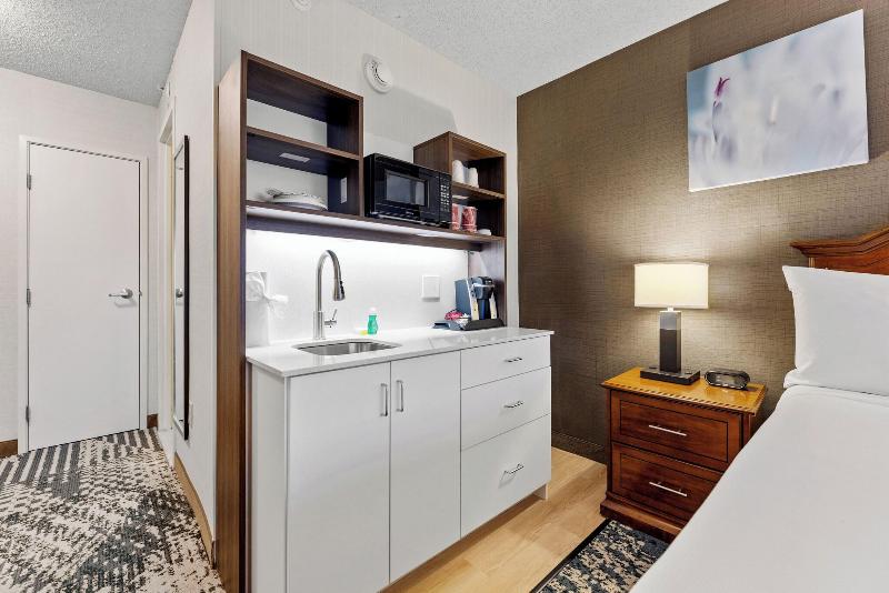 Delta Hotels By Marriott Racine image