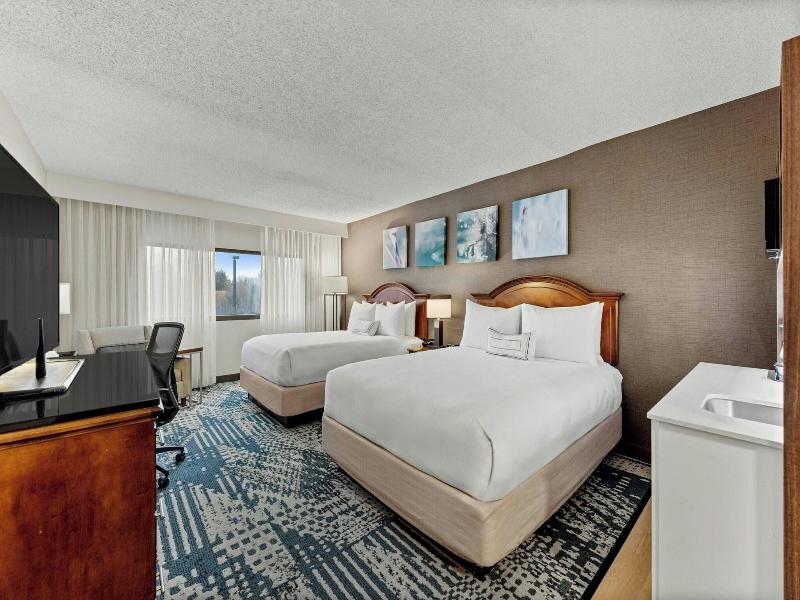 Delta Hotels By Marriott Racine image
