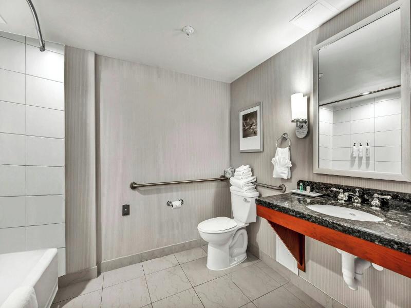 Delta Hotels By Marriott Racine image