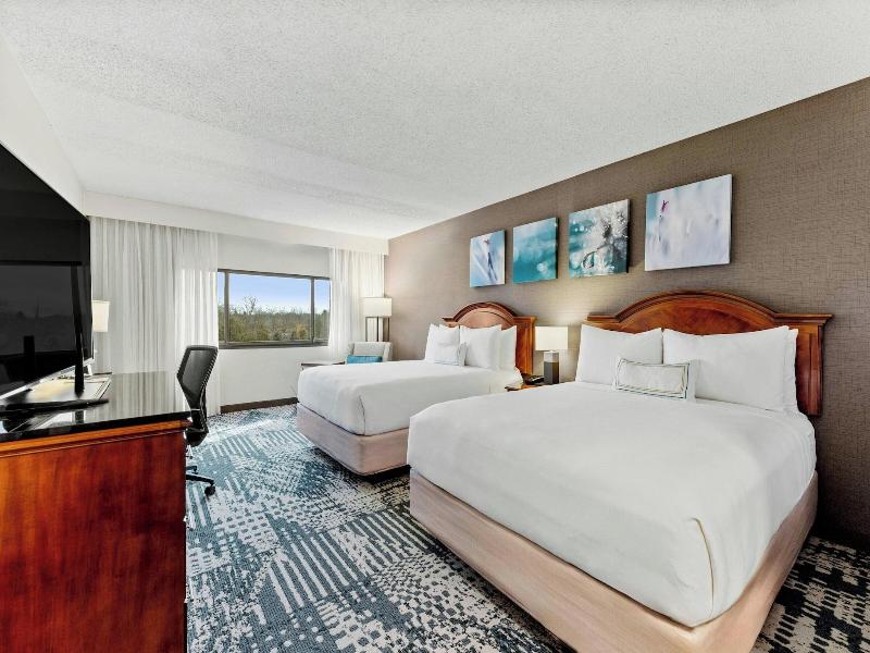 Delta Hotels By Marriott Racine image