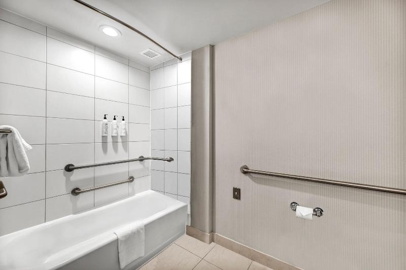 Delta Hotels By Marriott Racine image