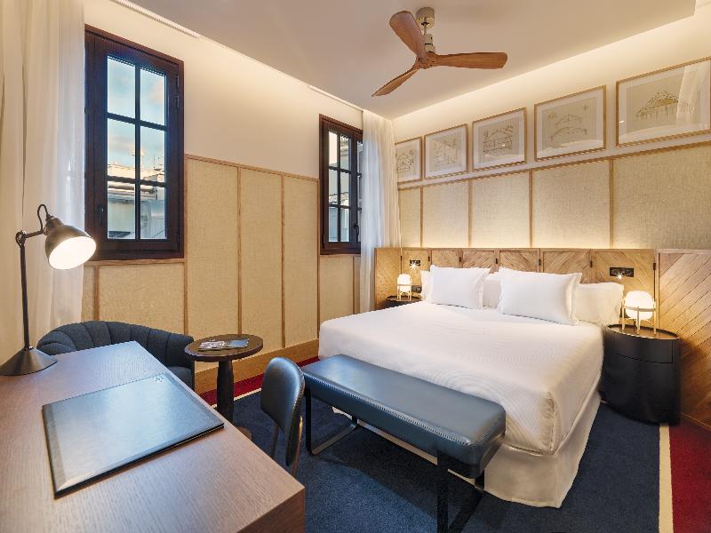 Stay in style at H10 Madison