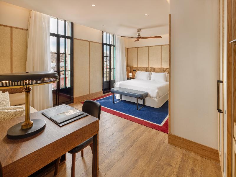 Stay in style at H10 Madison