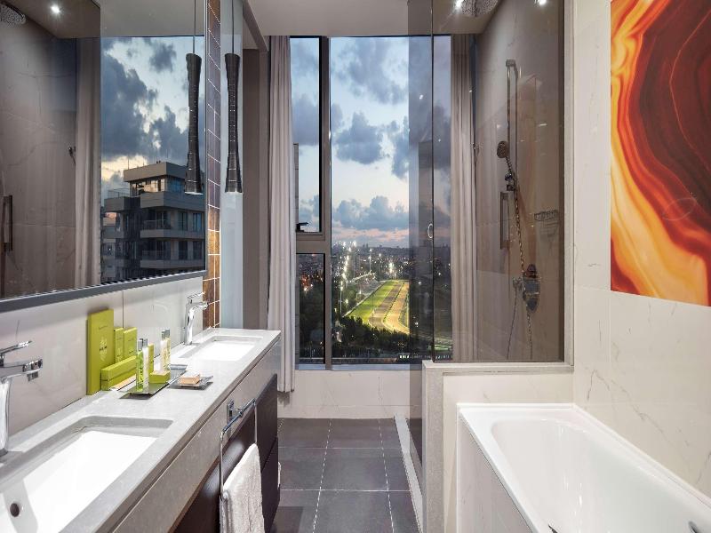 Hilton Istanbul Bakirkoy image