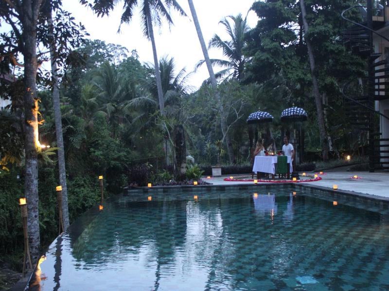 Labak River Hotel by EPS image