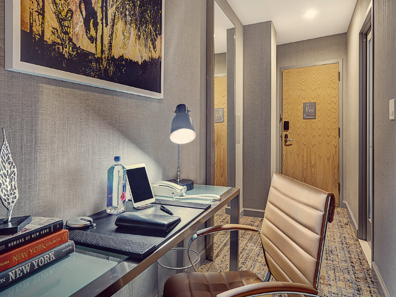 Artezen Hotel image