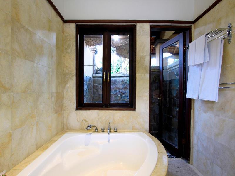 Manzelejepun Luxury Villas & Pavilion image
