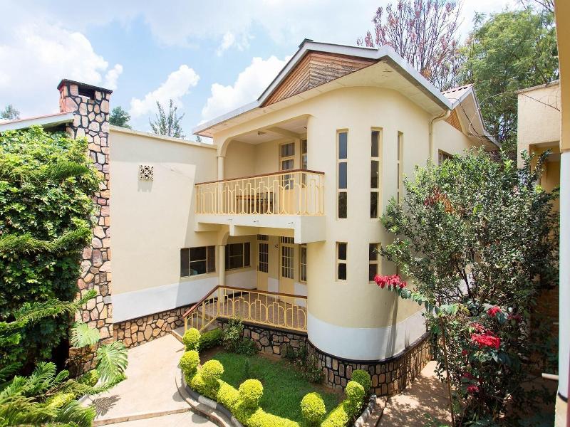 Iris Guesthouse image