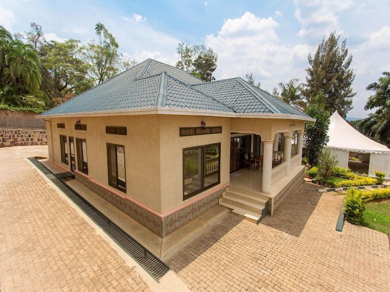 Iris Guesthouse image