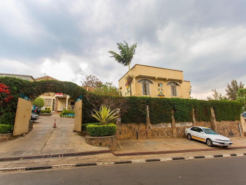 Iris Guesthouse image