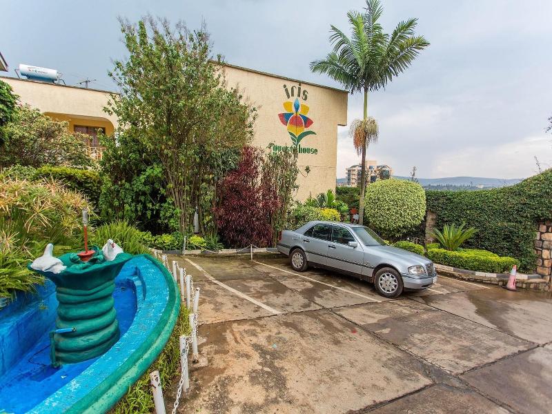 Iris Guesthouse image