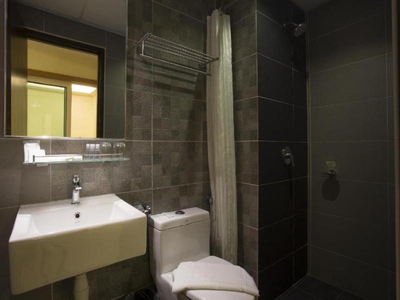 Fives Hotel Desaru 4