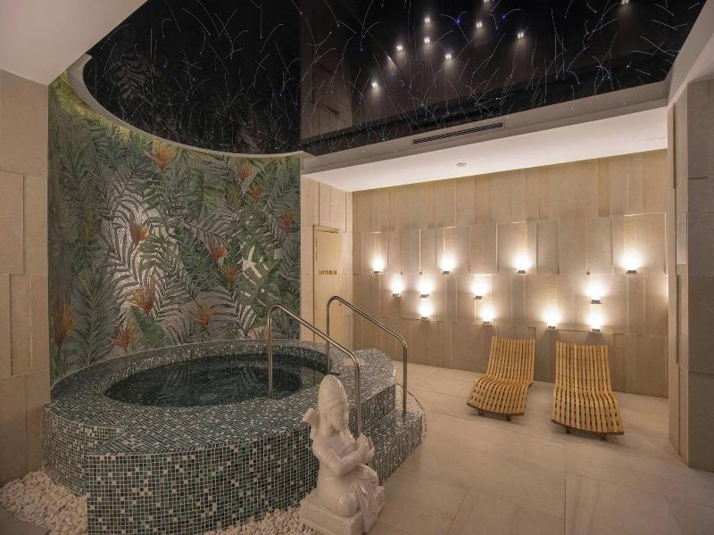 Renaissance Hoi An Resort & Spa image