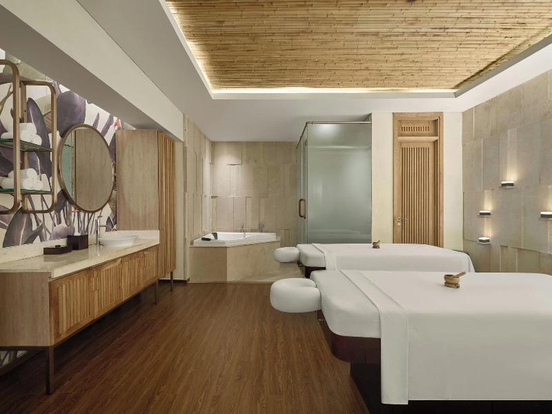 Renaissance Hoi An Resort & Spa image