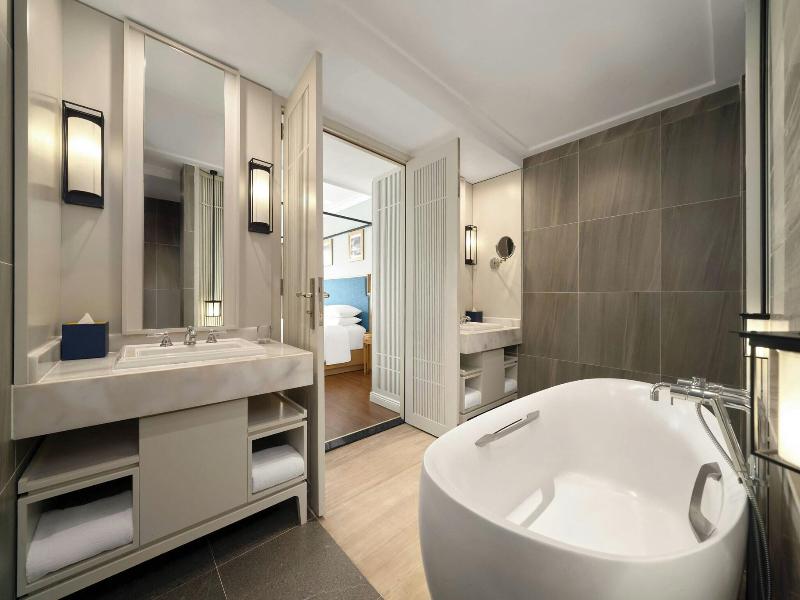 Renaissance Hoi An Resort & Spa image