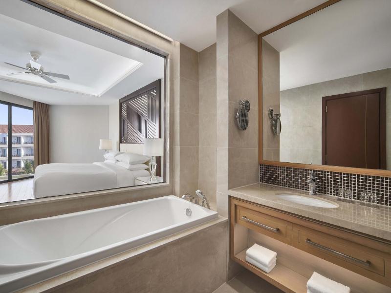Renaissance Hoi An Resort & Spa image