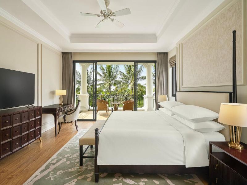 Danang Marriott Resort & Spa, Non Nuoc Beach Villa image