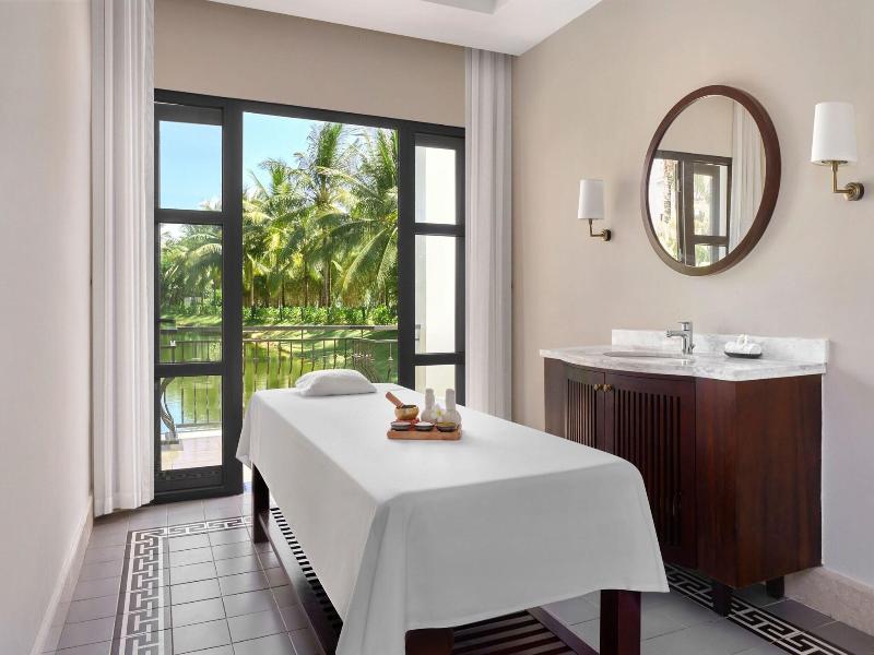 Danang Marriott Resort & Spa, Non Nuoc Beach Villa image