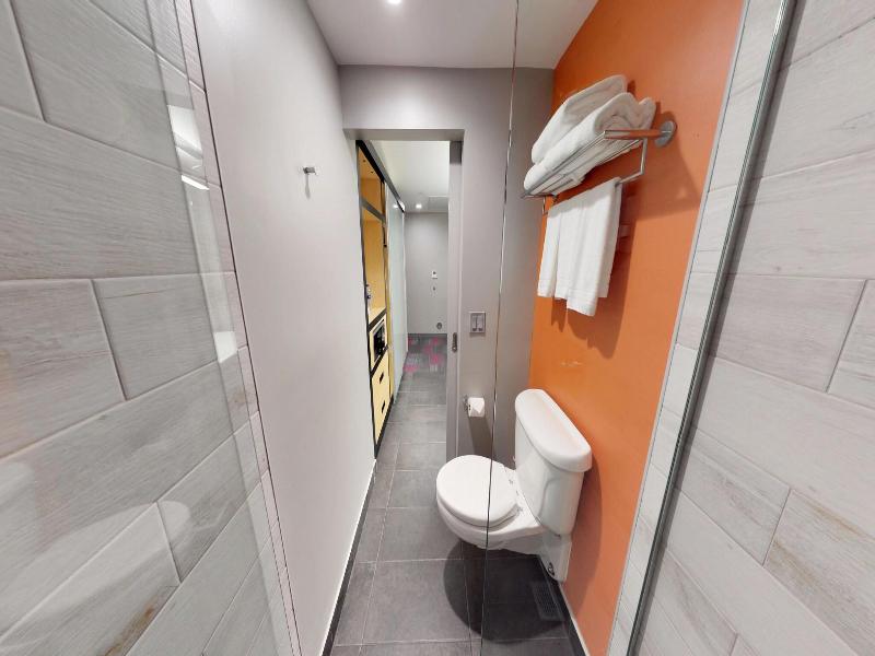 Aloft Coral Gables image