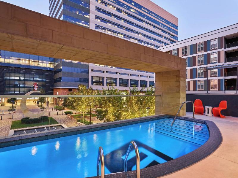 Aloft Richardson image