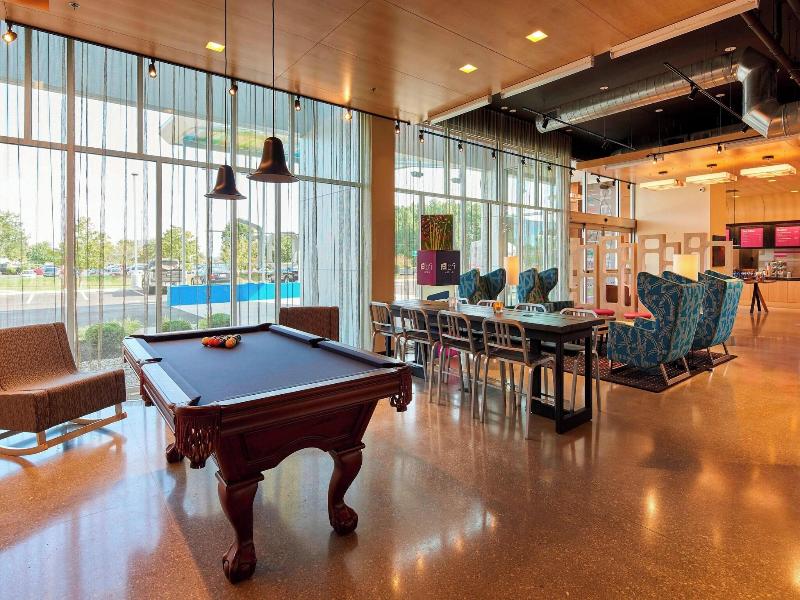 Aloft Cleveland Airport image