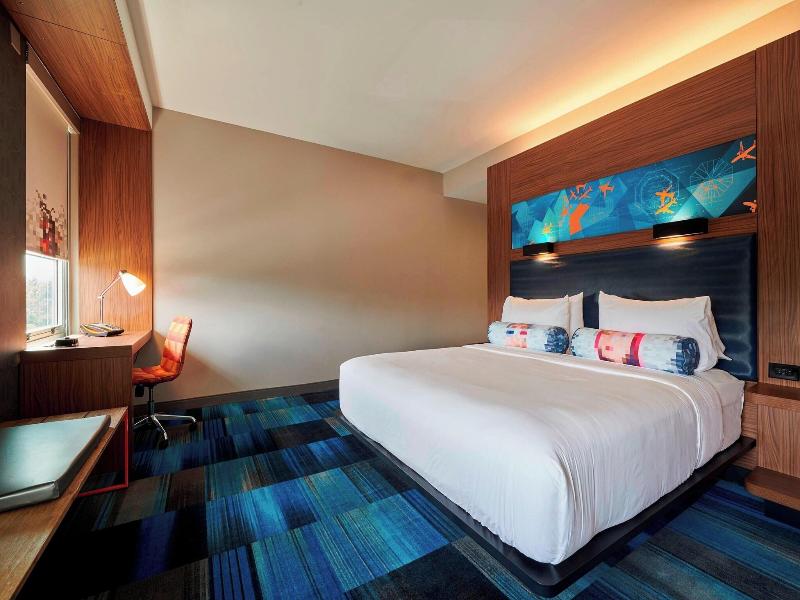 Aloft Cleveland Airport image
