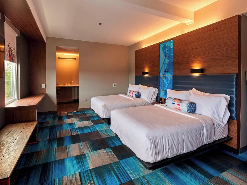Aloft Cleveland Airport image
