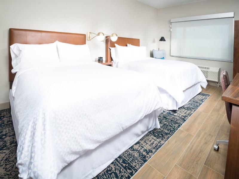 Four Points By Sheraton Houston Intercon Airport image