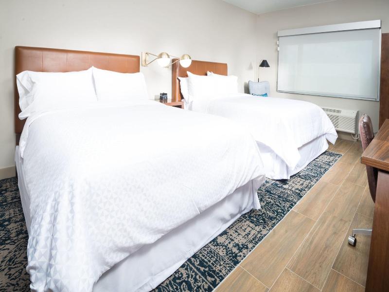 Four Points By Sheraton Houston Intercon Airport image