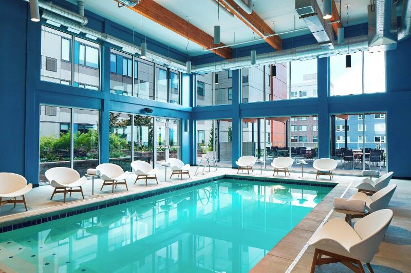 Aloft Seattle Redmond image