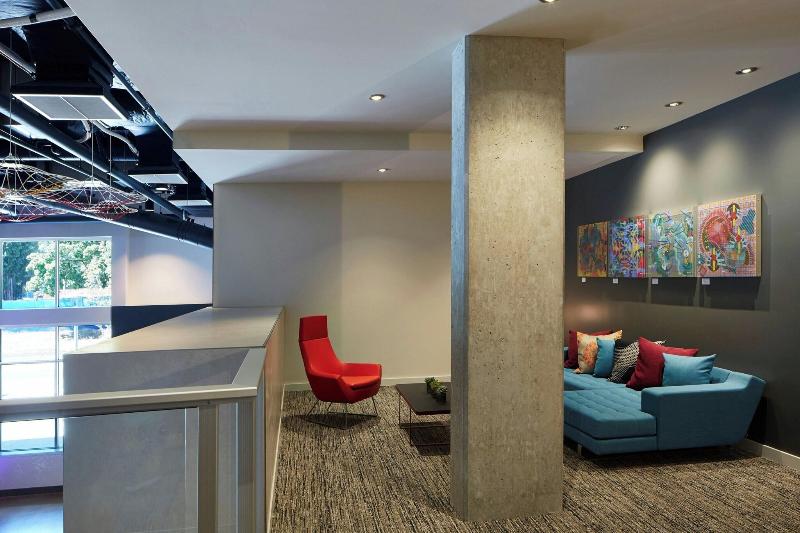Aloft Seattle Redmond image