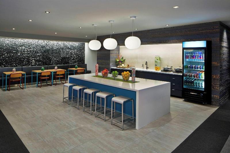 Aloft Seattle Redmond image