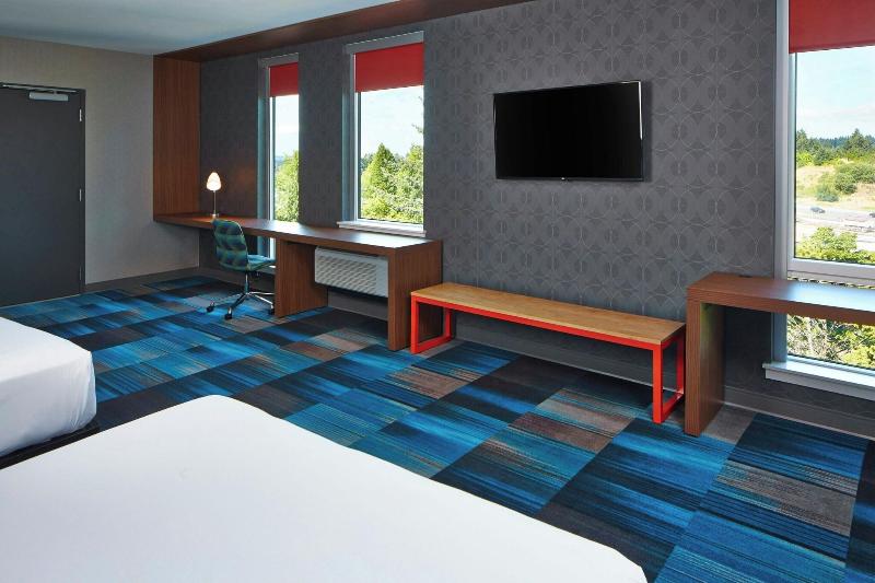 Aloft Seattle Redmond image