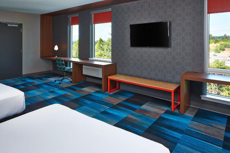 Aloft Seattle Redmond image