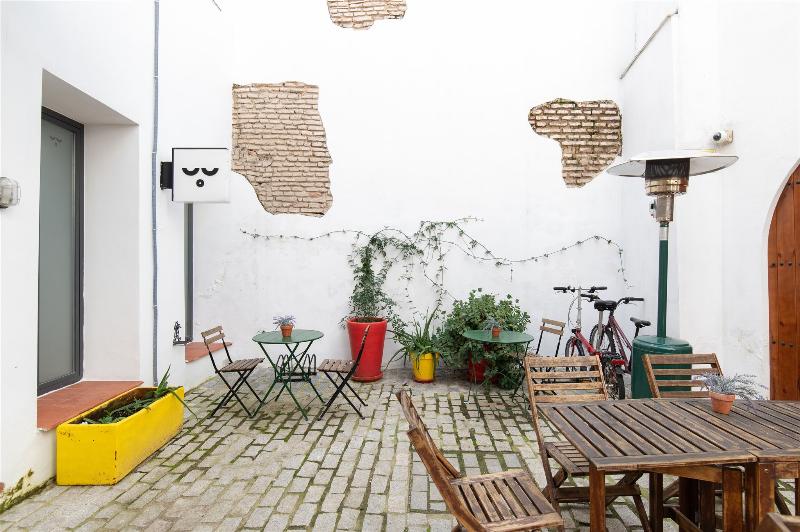 U-Sense For You Hostel Sevilla image