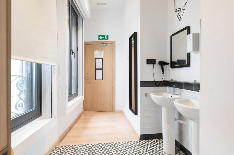 U-Sense For You Hostel Sevilla image