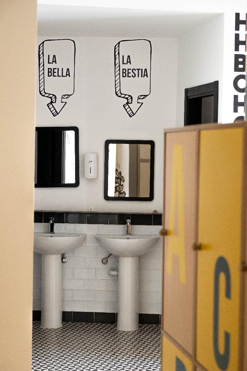 U-Sense For You Hostel Sevilla image