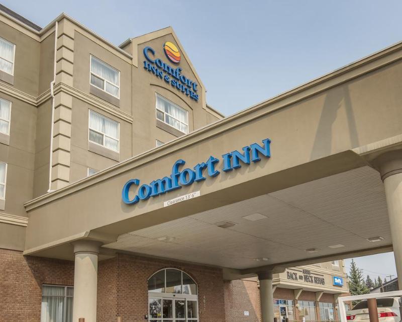 Comfort Inn AND Suites Calgary South