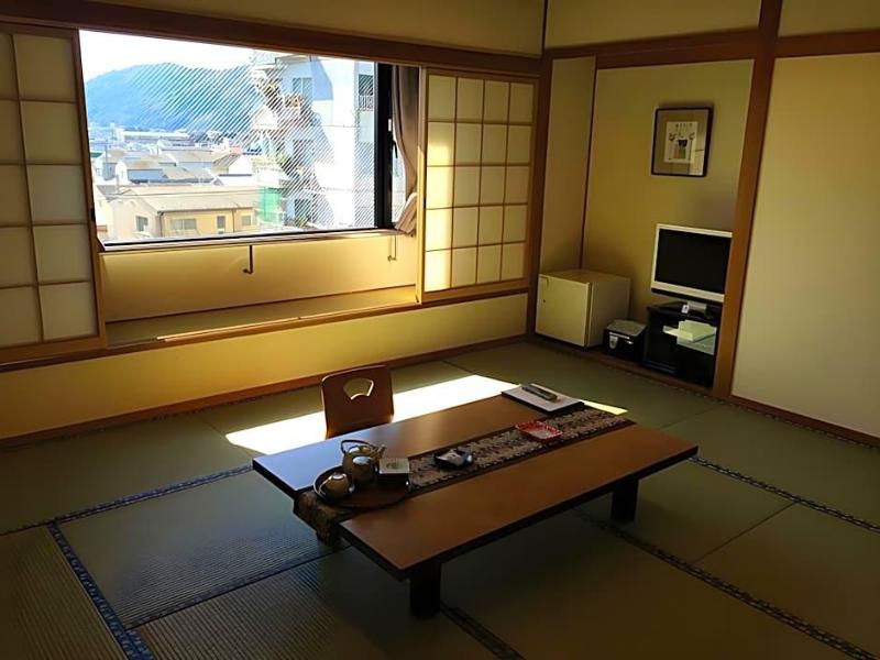 Saga Grace Hotel image