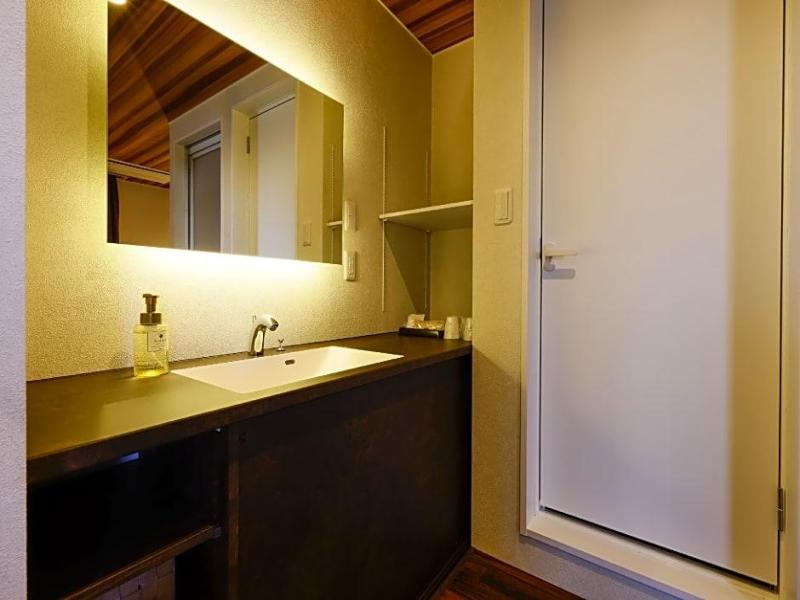 Kansai Airport Spa Hotel Garden Palace image