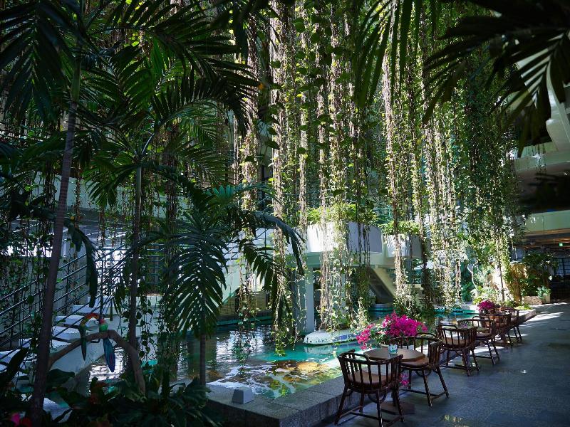 Moon Beach Palace Hotel image